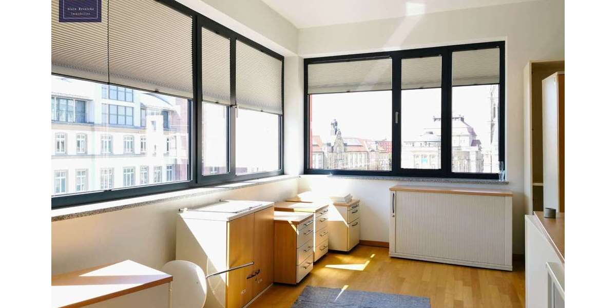 Penthousewohnung mit großer Dachterrasse am Opernplatz 4 zimmer