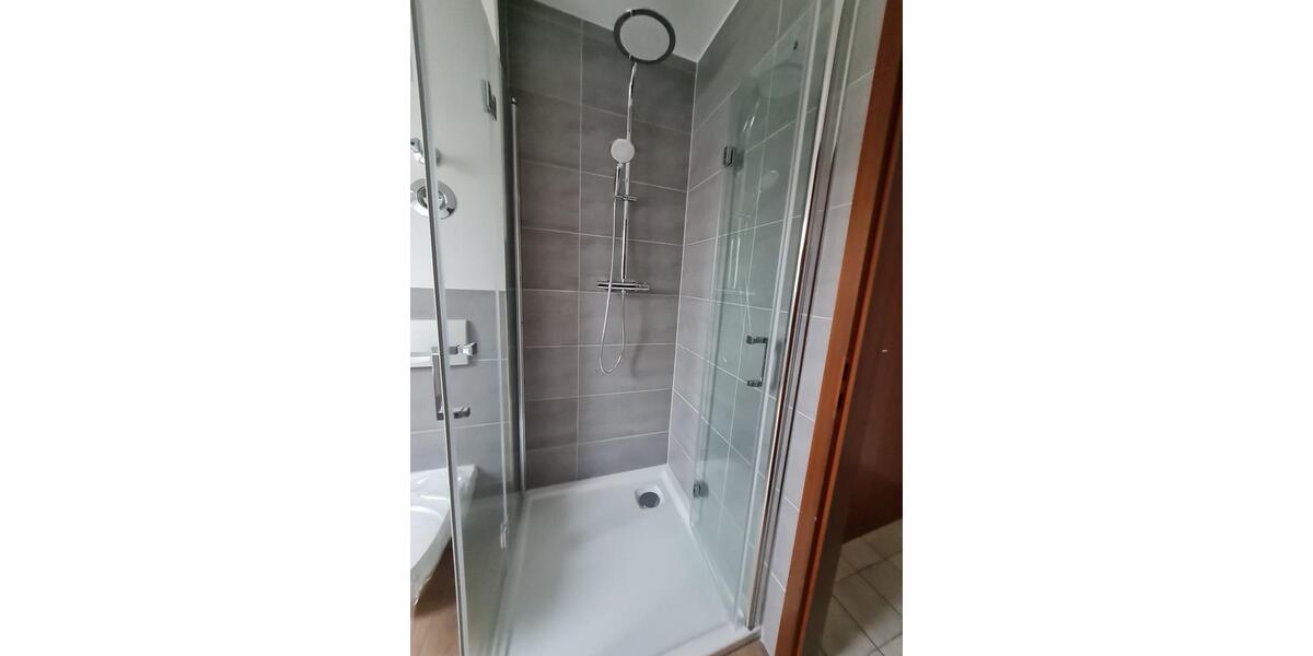 Etagenwohnung Glauchau - 2 Zimmer, 48 m&sup2;, 54.500&euro; | Angebot:24975976