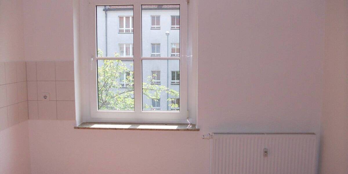 Etagenwohnung Chemnitz Lutherviertel - 2 Zimmer, 45 m&sup2;, 285&euro; | Angebot:26806951