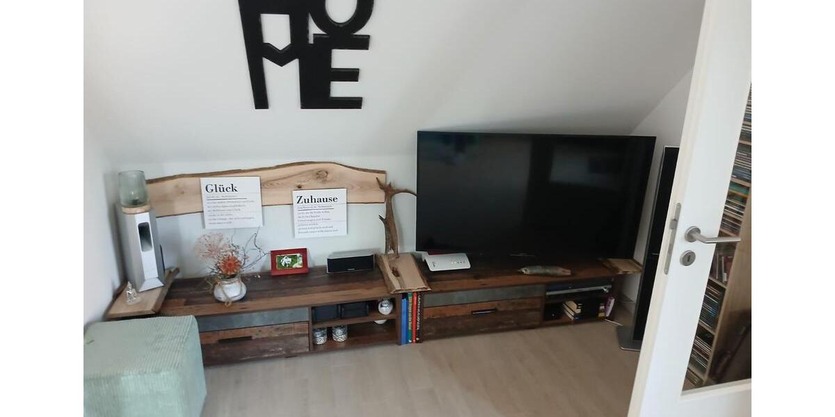 Dachgeschoßwohnung Chemnitz Ebersdorf - 2 Zimmer, 69 m&sup2;, 90.000&euro; | Angebot:25723901