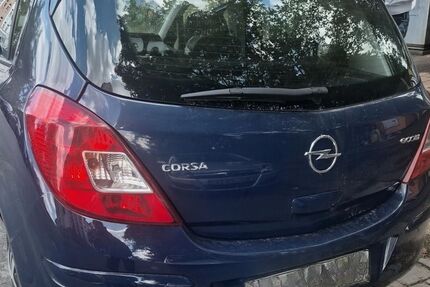Opel Corsa 120.935 km 1.700 &euro; Chemnitz 09130