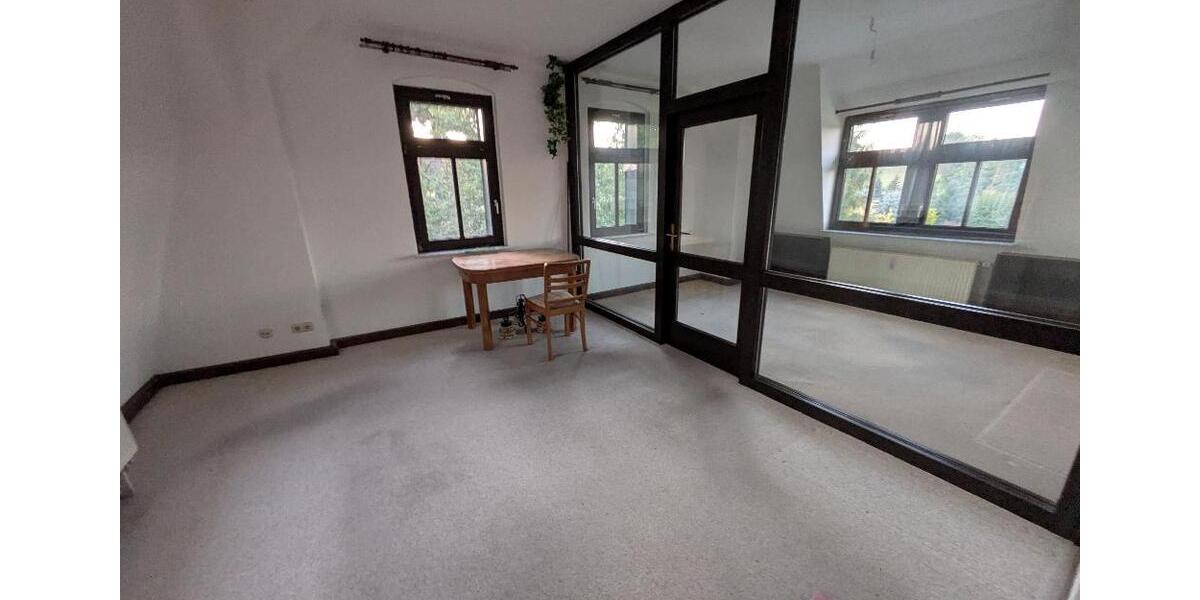 Dachgeschoßwohnung Chemnitz Rabenstein - 5 Zimmer, 142 m&sup2;, 850&euro; | Angebot:25589947