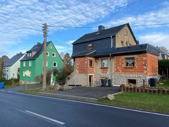 Reihenendhaus Zwönitz - 6 Zimmer, 120 m&sup2;, 125.000&euro; | Angebot:25796389