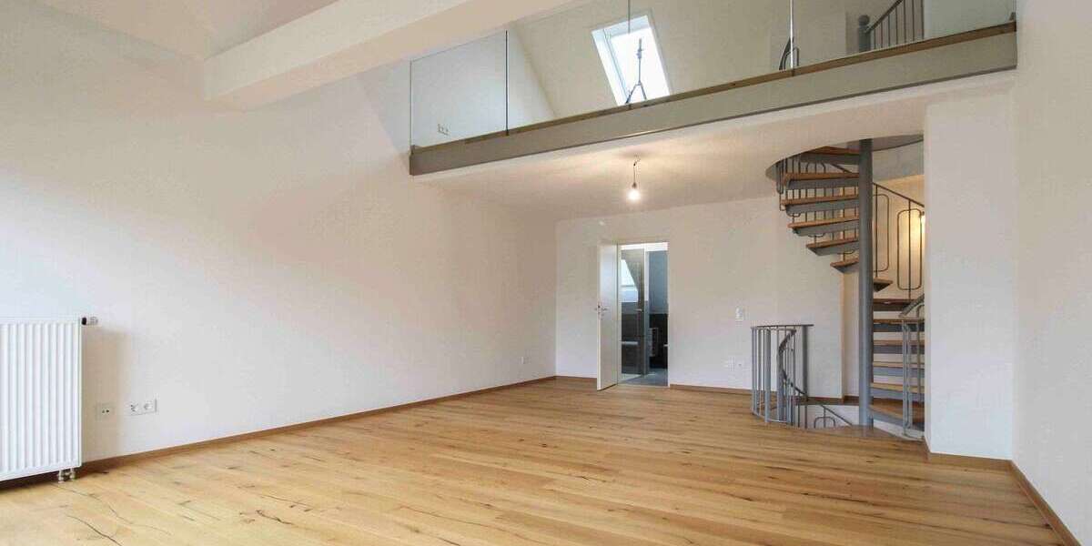 Etagenwohnung Chemnitz Grüna - 2.5 Zimmer, 86 m&sup2;, 155.000&euro; | Angebot:25965520