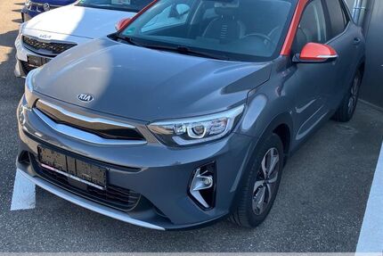 Kia Stonic 33.600 km 13.499 &euro; Chemnitz - Mittelbach 09224
