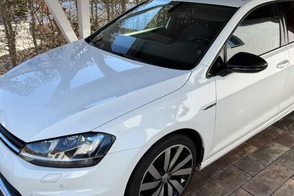 VW Golf 121.000 km 12.200 &euro; Oberlungwitz 09353