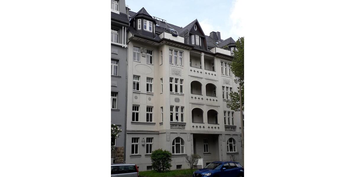 Dachgeschoßwohnung Chemnitz Kapellenberg - 3.5 Zimmer, 77 m&sup2;, 135.000&euro; | Angebot:25404114
