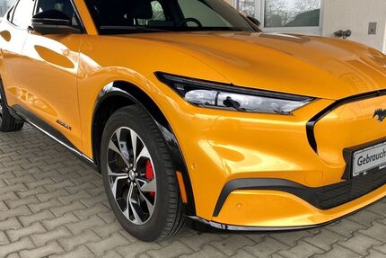 Ford Mustang Mach-E 14.449 km 51.790 € Glauchau 08371