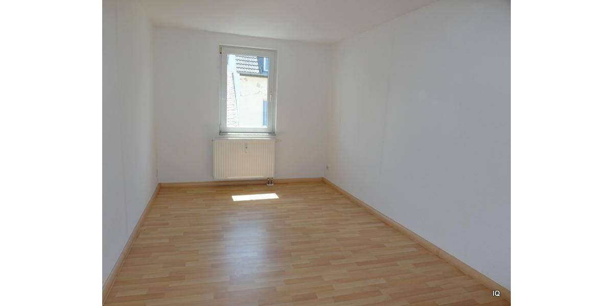Etagenwohnung Limbach-Oberfrohna Oberfrohna - 3 Zimmer, 72 m&sup2;, 360&euro; | Angebot:26276279