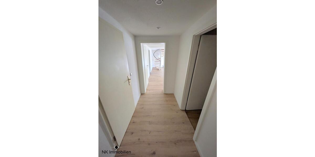 Maisonettenwohnung Chemnitz Ebersdorf - 5 Zimmer, 104 m&sup2;, 630&euro; | Angebot:26321863