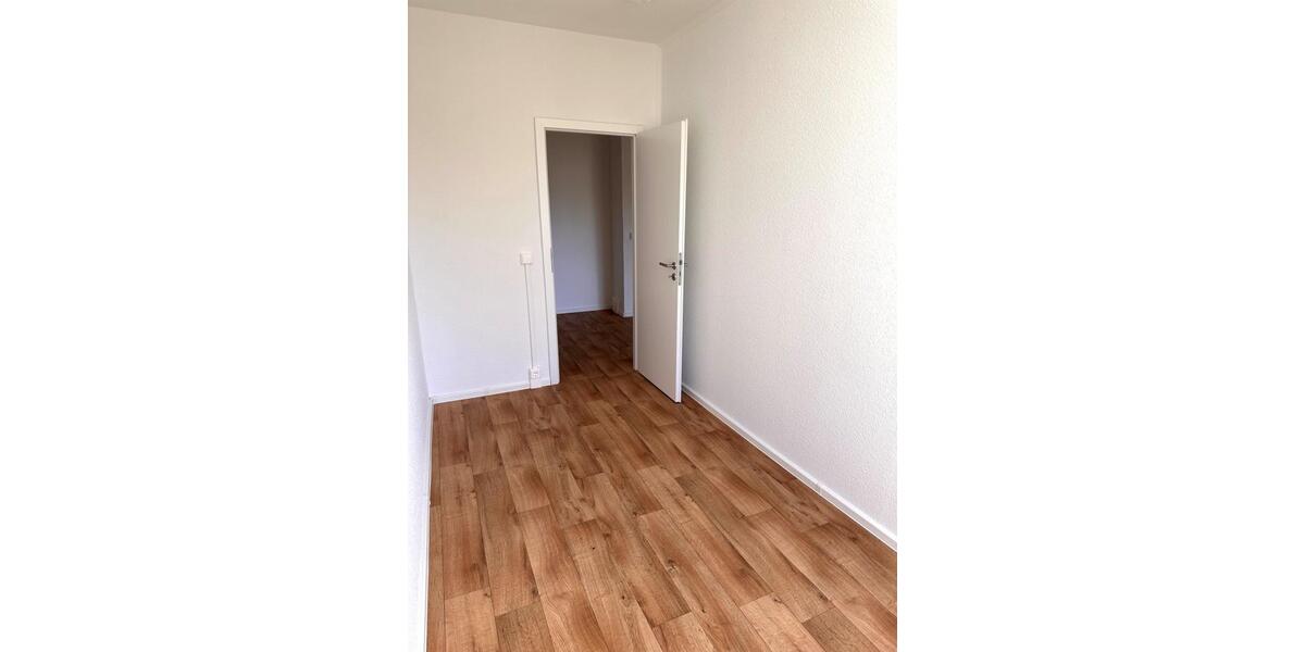Etagenwohnung Chemnitz Markersdorf - 3 Zimmer, 56 m&sup2;, 307&euro; | Angebot:26339282