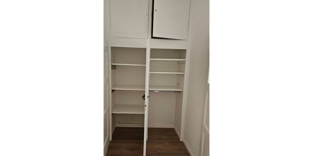 Etagenwohnung Chemnitz Zentrum - 3 Zimmer, 81 m&sup2;, 490&euro; | Angebot:26555478