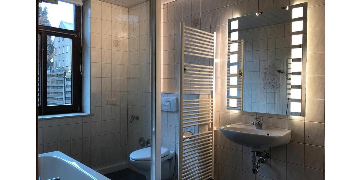 Mehrfamilienhaus, Wohnhaus Stollberg (Erzgebirge) - 7 Zimmer, 188 m&sup2;, 249.000&euro; | Angebot:27119567