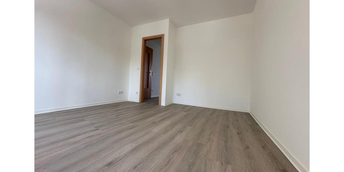 Etagenwohnung Chemnitz Helbersdorf - 4 Zimmer, 91 m&sup2;, 850&euro; | Angebot:25384416
