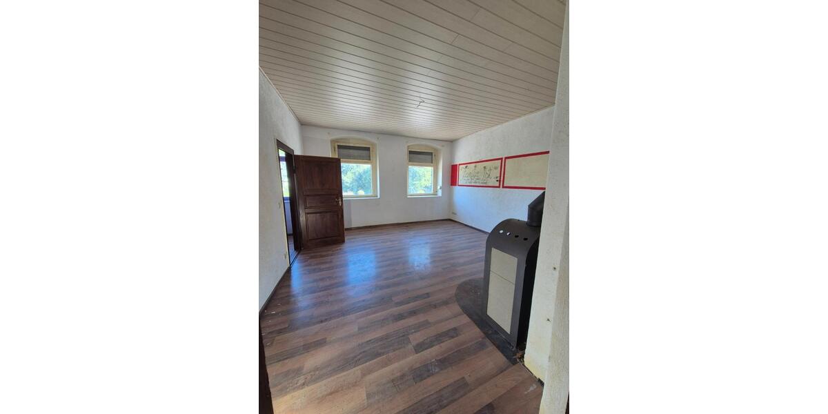Mehrfamilienhaus, Wohnhaus Hainichen - 14 Zimmer, 320 m&sup2;, 29.999&euro; | Angebot:26932417