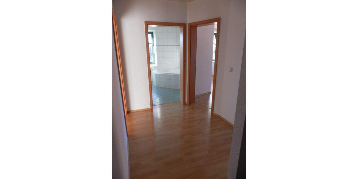 ATTRAKTIVE MAISONETTWOHNUNG SUCHT NEUE MIETER!!! 4 zimmer