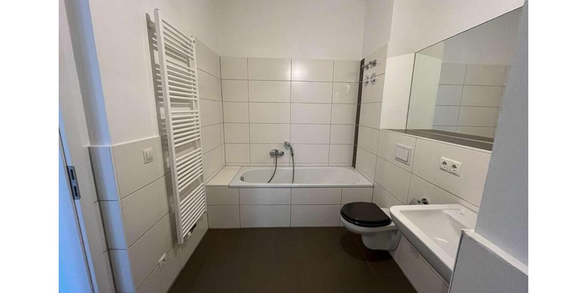 Erdgeschoßwohnung Chemnitz Kapellenberg - 3 Zimmer, 68 m&sup2;, 450&euro; | Angebot:24158580