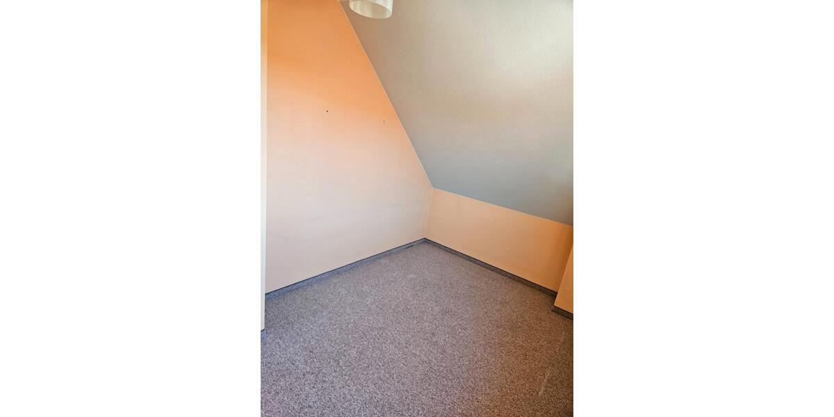 Einfamilienhaus Mülsen - 3 Zimmer, 103 m&sup2;, 1.000&euro; | Angebot:26665535