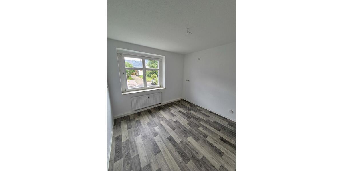 Erdgeschoßwohnung Chemnitz Klaffenbach - 2 Zimmer, 52 m&sup2;, 326&euro; | Angebot:26161465