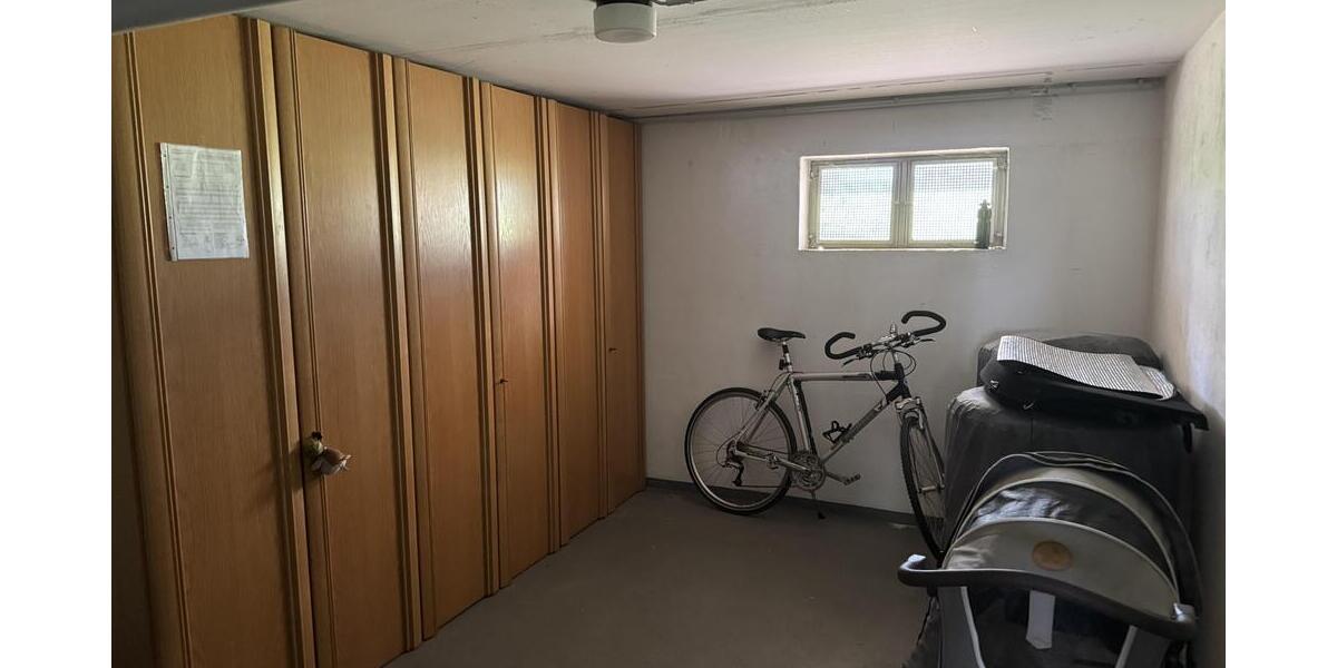 Schöne, helle 3-Raum-Wohnung mit zwei Balkonen und Stellplatz! - Etagenwohnung Hainichen | Angebot:27196195