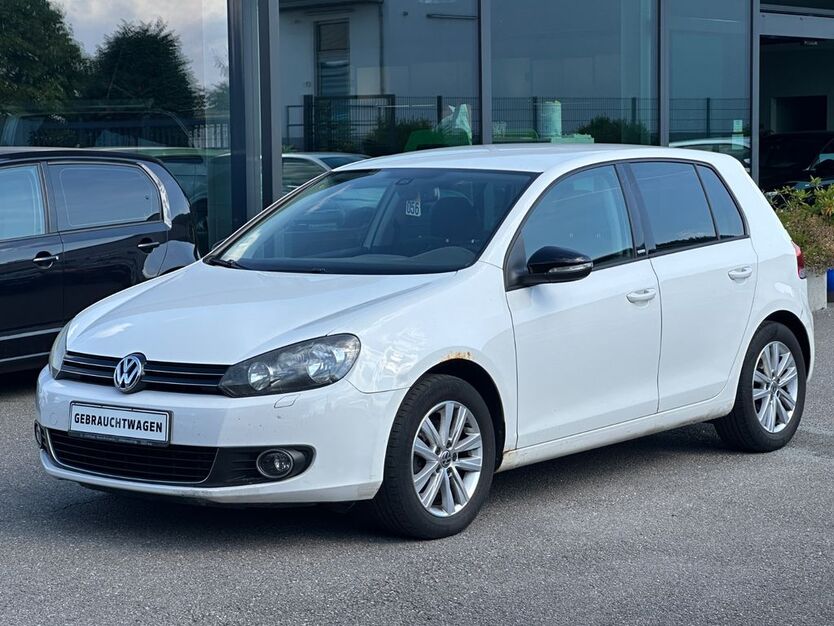 VW Golf 137.514 km 4.100 € Annaberg-Buchholz 09456