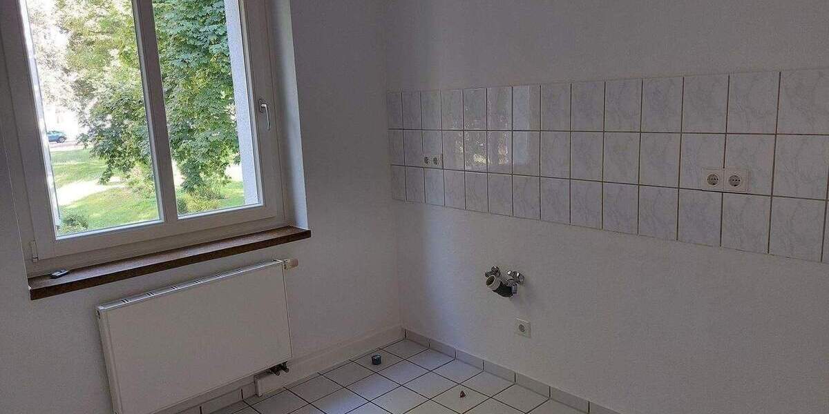 Etagenwohnung Chemnitz Lutherviertel - 2 Zimmer, 51 m&sup2;, 295&euro; | Angebot:26305846