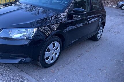 Skoda Fabia 138.000 km 5.599 &euro; Chemnitz 09114
