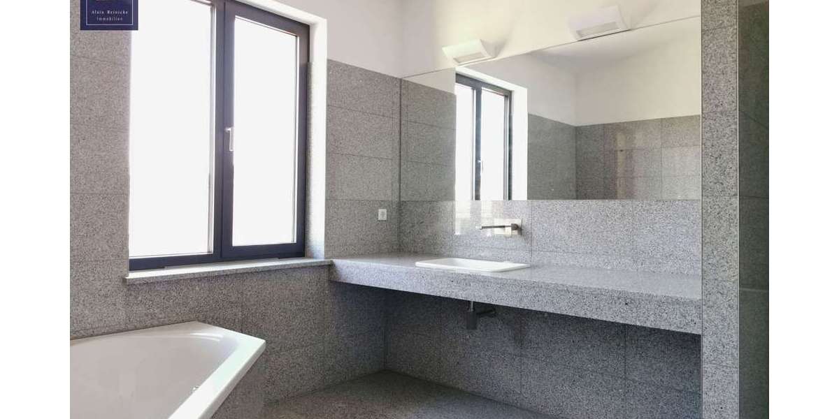 Penthousewohnung mit großer Dachterrasse am Opernplatz 4 zimmer