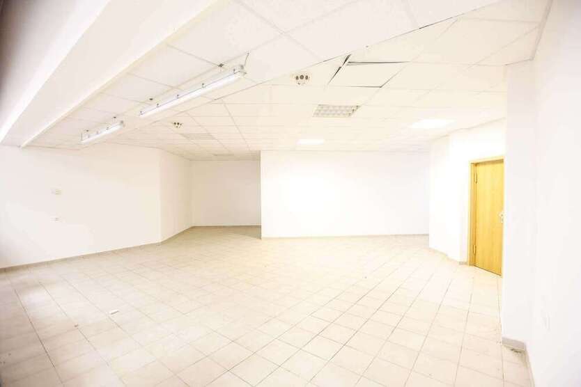 Einzelhandel in StollbergErzgeb. 904 € 113 m²