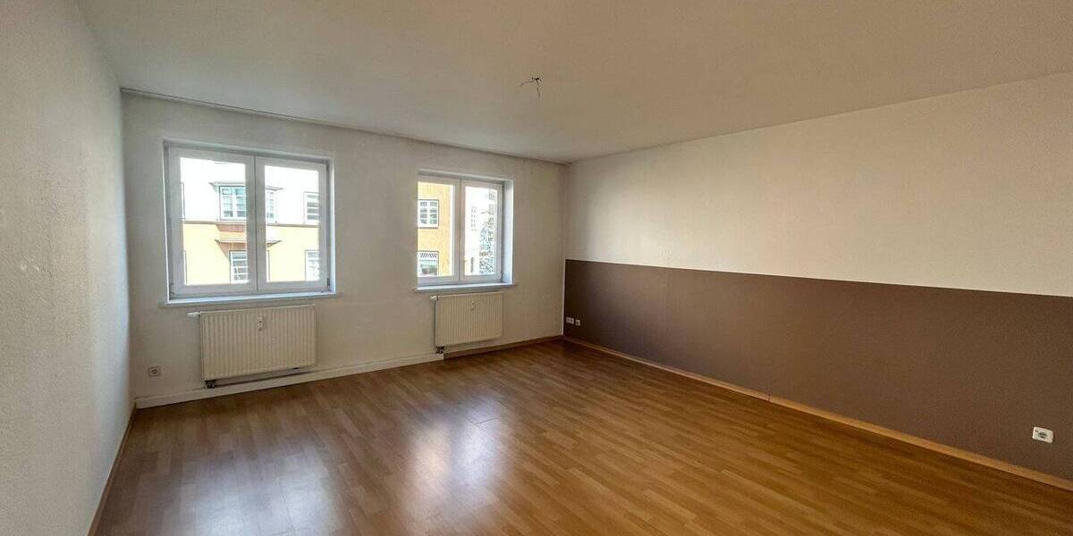 Etagenwohnung Chemnitz Kaßberg - 2 Zimmer, 62 m&sup2;, 310&euro; | Angebot:26245554