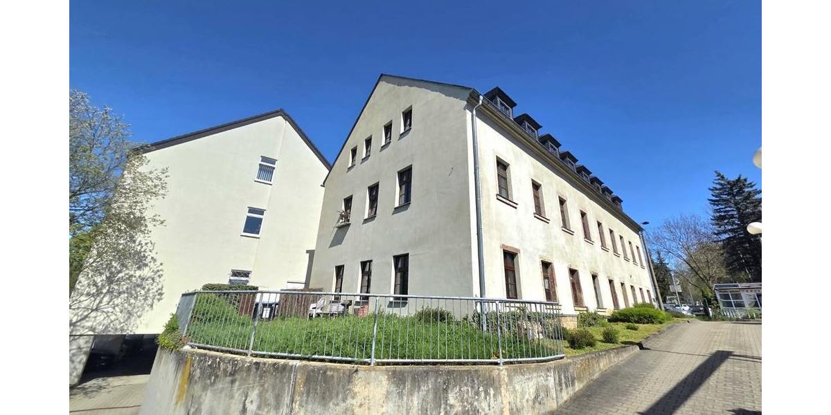 Viel Platz unterm Dach: 5‑Zimmer-Wohnung mit Sichtbalken & Tageslichtbad! - Etagenwohnung Chemnitz Gablenz | Angebot:26674854