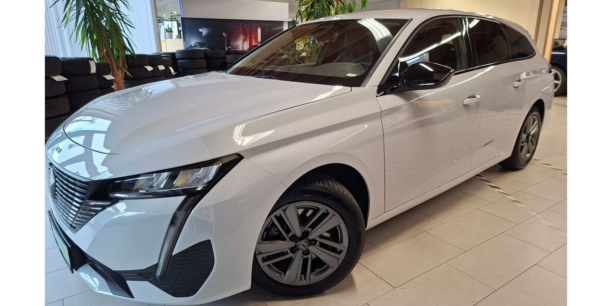 Peugeot 308 18.900 km 22.990 &euro; Altmittweida 09648