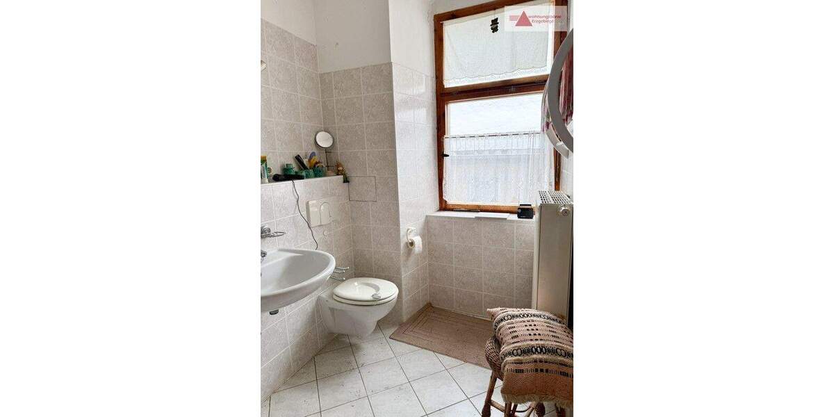 Mehrfamilienhaus, Wohnhaus Annaberg-Buchholz Annaberg - 7 Zimmer, 202 m&sup2;, 80.000&euro; | Angebot:25688331