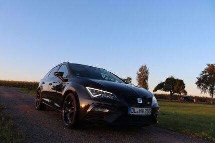 Seat Leon 97.685 km 22.999 &euro; Kriebstein 09648