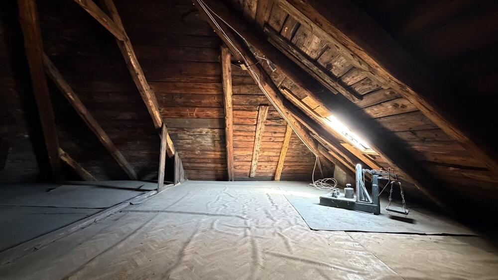 Wohnen und Arbeiten unter einem Dach – Renditestarkes Stadthaus in Geringswalde - Mehrfamilienhaus, Wohnhaus Geringswalde | Angebot:26943688