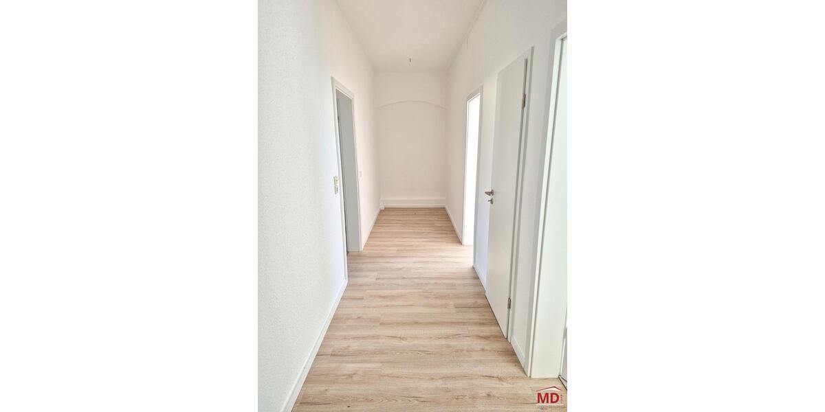Dachgeschoßwohnung Stollberg (Erzgebirge) - 3 Zimmer, 83 m&sup2;, 500&euro; | Angebot:26635766