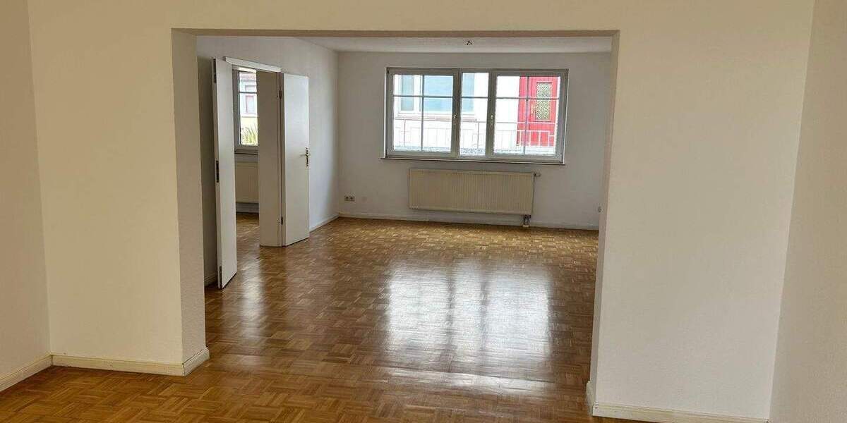 Etagenwohnung Augustusburg - 5 Zimmer, 137 m&sup2;, 825&euro; | Angebot:26037489
