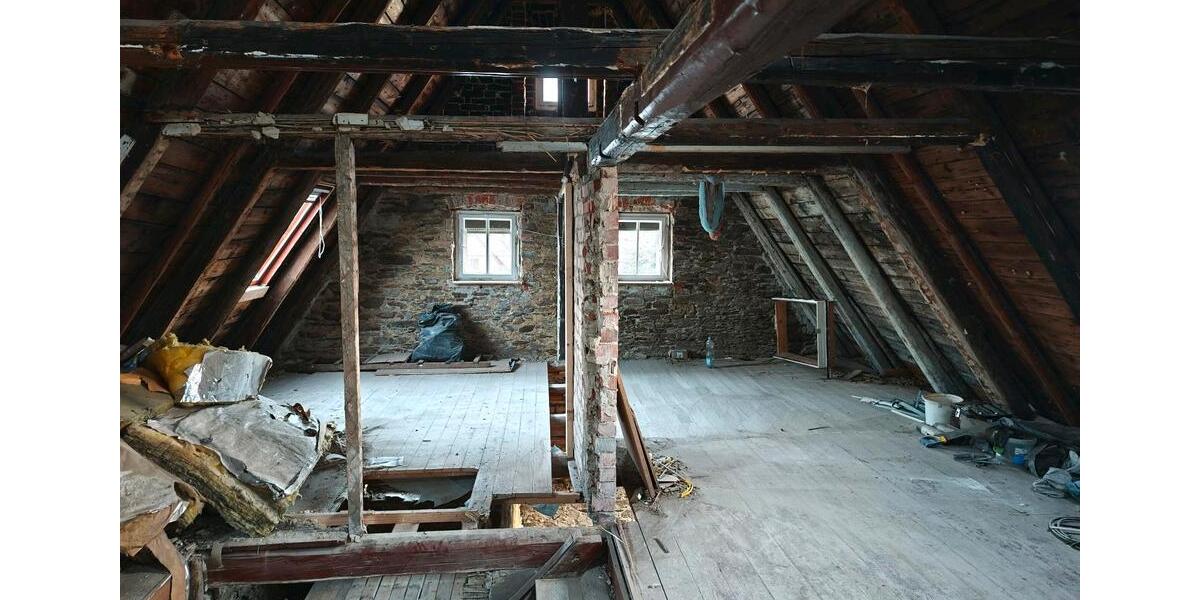 Einfamilienhaus Brand-Erbisdorf Erbisdorf - 7 Zimmer, 170 m&sup2;, 150.000&euro; | Angebot:26504889