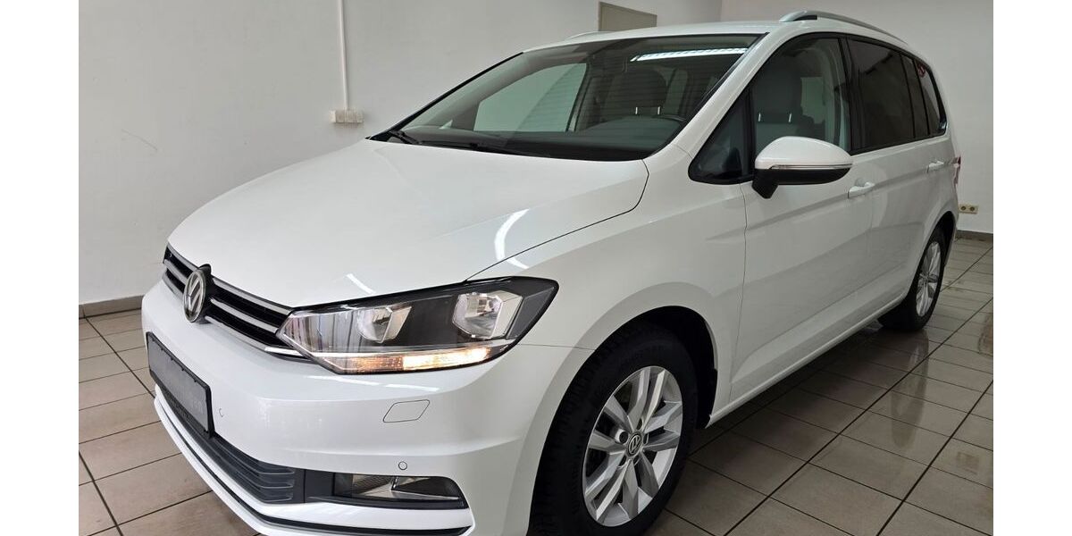 VW Touran 62.000 km 17.990 &euro; Chemnitz 09114