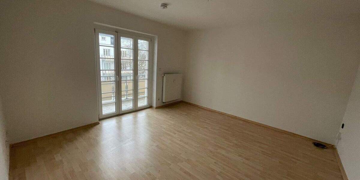 Etagenwohnung Chemnitz Lutherviertel - 3 Zimmer, 62 m&sup2;, 373&euro; | Angebot:25696299