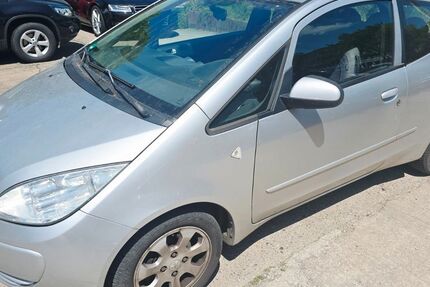 Mitsubishi Colt 242.000 km 590 &euro; Chemnitz 09114