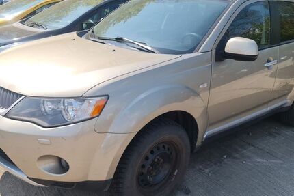 Mitsubishi Outlander 135.500 km 2.290 &euro; Chemnitz 09114