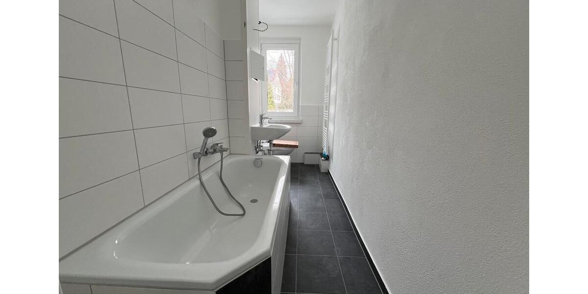 Dachgeschoßwohnung Chemnitz Helbersdorf - 3 Zimmer, 58 m&sup2;, 310&euro; | Angebot:26165741
