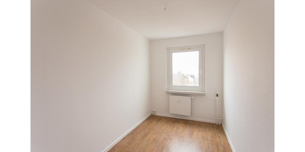 Etagenwohnung Chemnitz Klaffenbach - 4 Zimmer, 69 m&sup2;, 351&euro; | Angebot:22023301