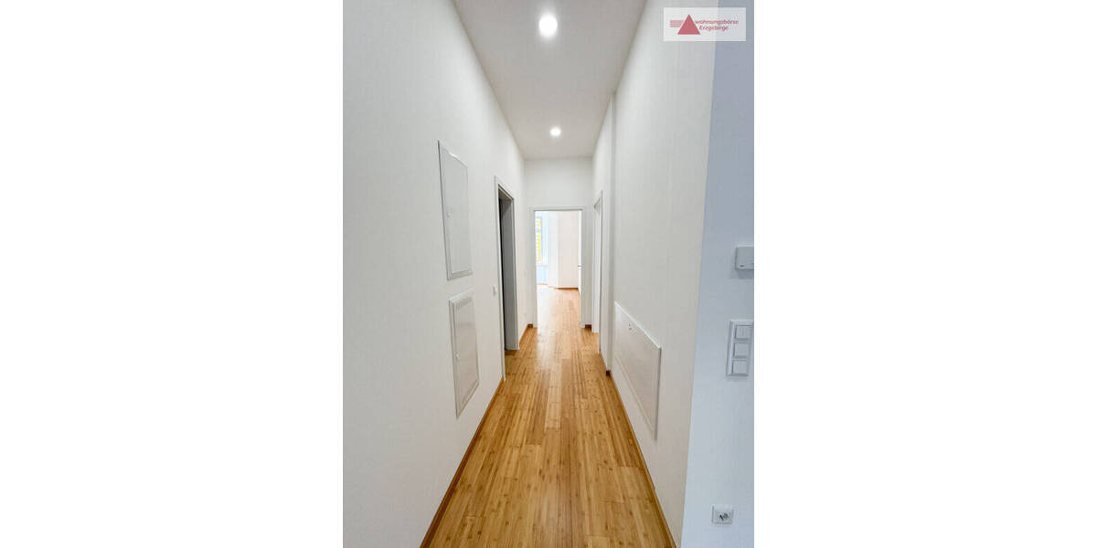 1 MONAT KALTMIETFREI! - hochwertig sanierte 3,5-Raum-Komfortwohnung in Chemnitz 3 zimmer