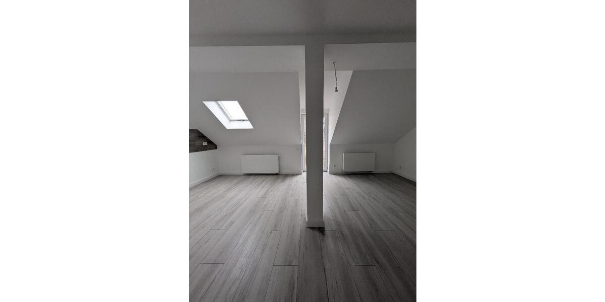 Dachgeschoßwohnung Chemnitz Hilbersdorf - 3 Zimmer, 70 m&sup2;, 530&euro; | Angebot:26089986