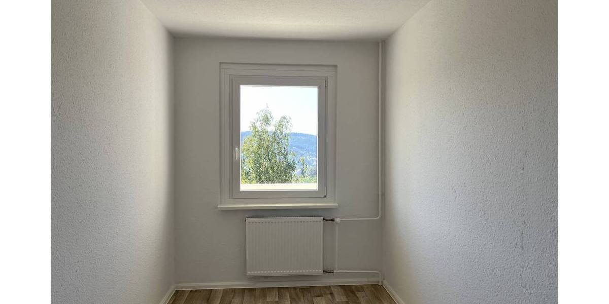 Etagenwohnung Zschopau - 6 Zimmer, 125 m&sup2;, 850&euro; | Angebot:19316720