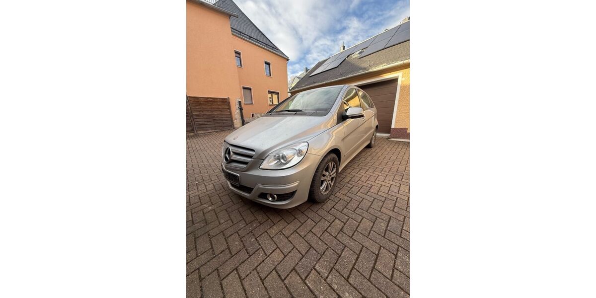 Mercedes-Benz B 170 95.336 km 3.333 &euro; Elterlein 09481