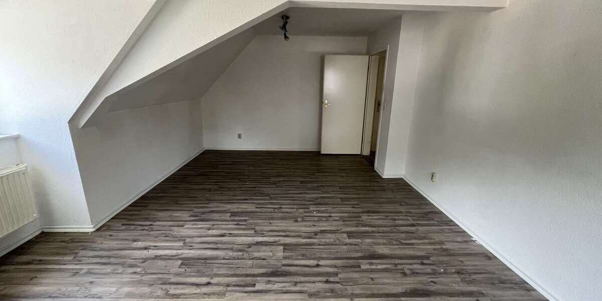 Etagenwohnung Hainichen Schlegel - 1 Zimmer, 44 m&sup2;, 258&euro; | Angebot:26318922