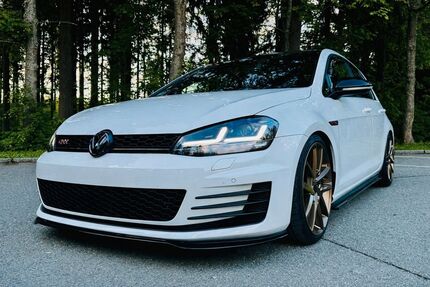 VW Golf 59.700 km 15.999 &euro; Burkhardtsdorf 09235